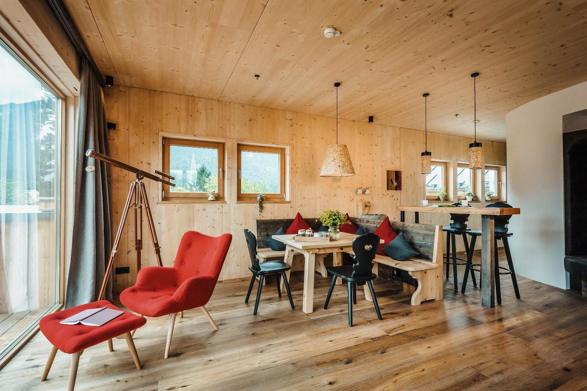 Werdenfelserei Garmisch-Partenkirchen Bagian luar foto